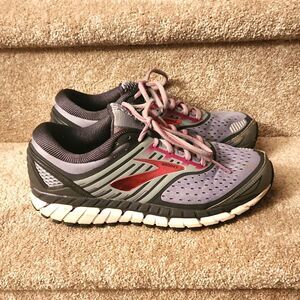 Brooks Women's Ariel 18 Gray & Pink Athletic Sneakers Shoes Size 8.5